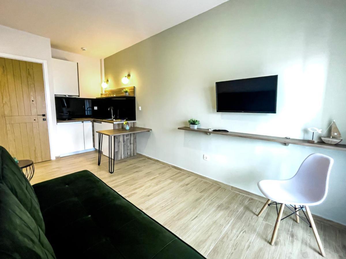 Athonite All Seasons Luxury Suites Ierissós Eksteriør bilde