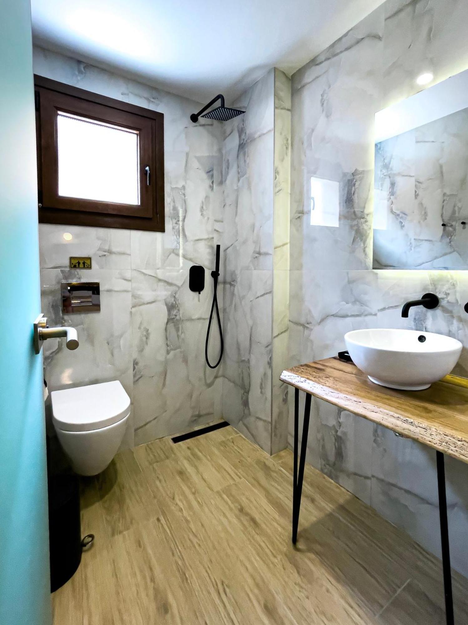 Athonite All Seasons Luxury Suites Ierissós Eksteriør bilde